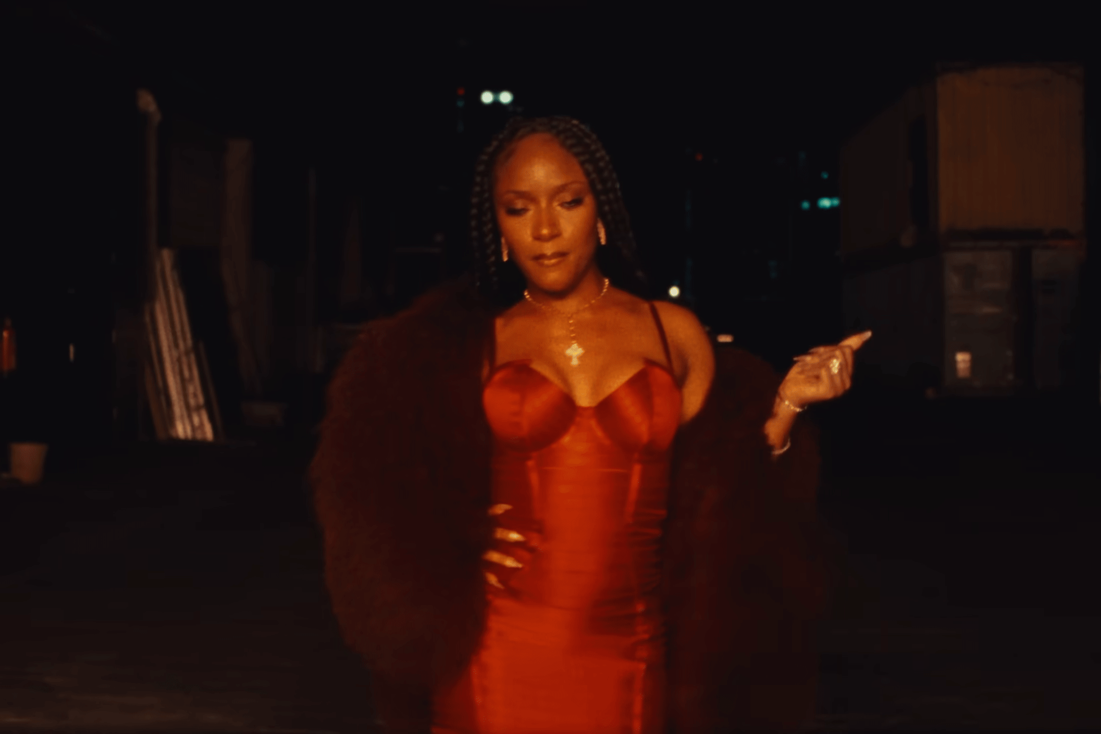 FOLA, Ayra Starr - treat u right (official video)
